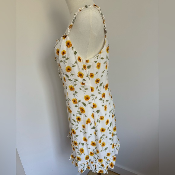 Floral Sunflower Dress - Picture 4 of 5